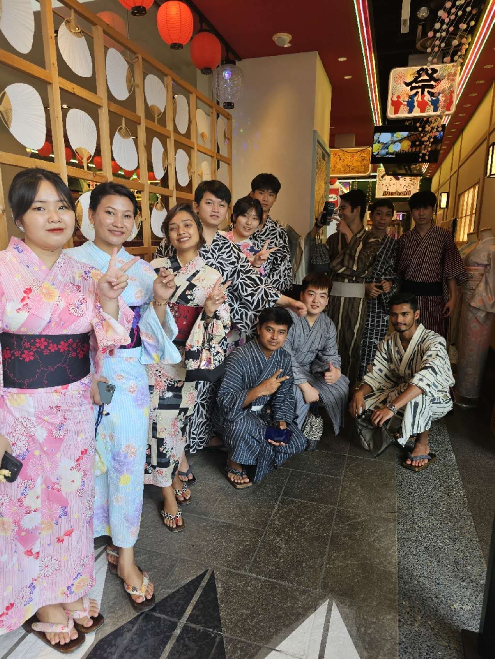 2024年6月に浅草に行きました。I went to Asakusa in June 2024.